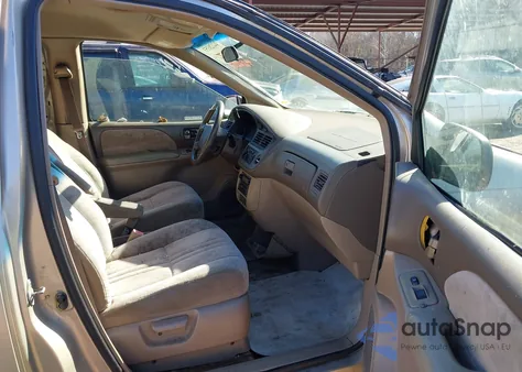 2002 Toyota Sienna Le z USA, uszkodzony, nr VIN 4T3ZF13C82U437552